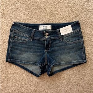 Hollister Dark Blue Faded Denim Shortie Shorts Ultra Low Rise size 30